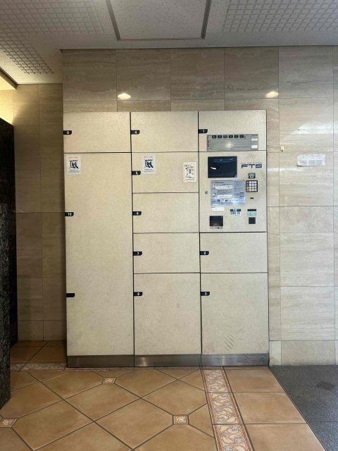 グランド・ガーラ用賀3階 宅配BOX