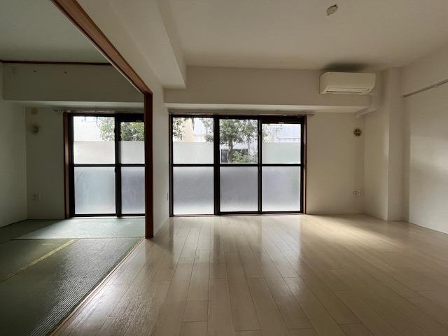 カトレア リビング