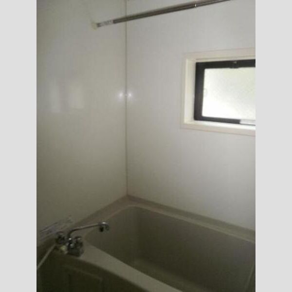 ロイヤルハイツ　Ⅲ102号室 浴室