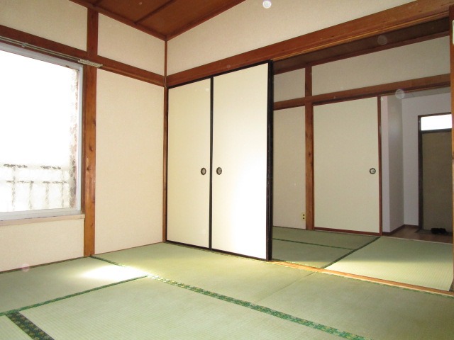 コーポ市川 内観