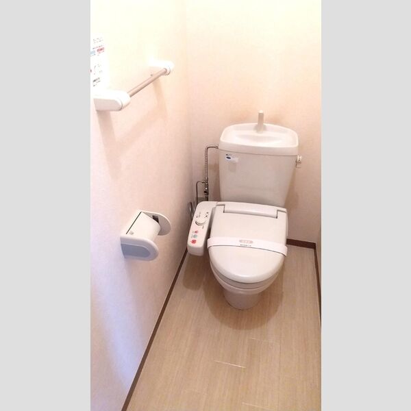 ディアコート トイレ(温水洗浄機能付便座)