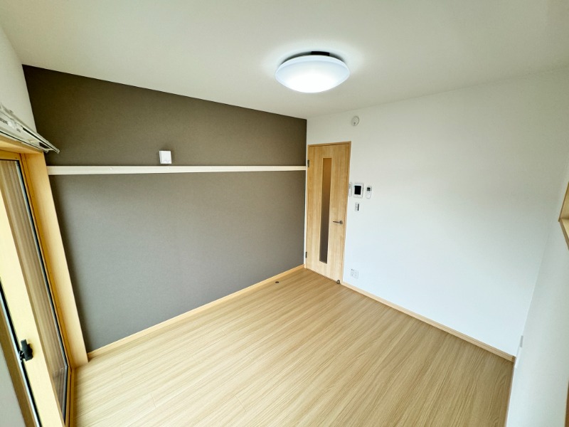 ラフィーナー東船橋(E-208)1階 リビング