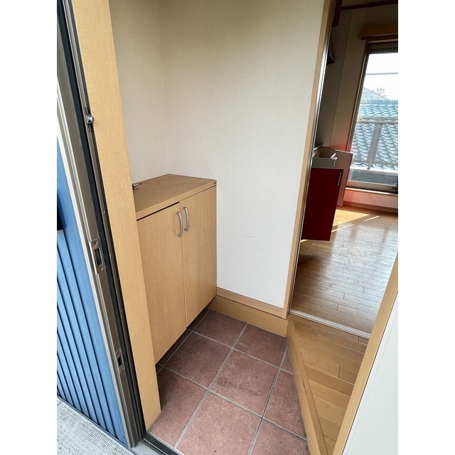 ハオス・ブロイエ 玄関