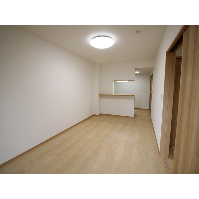 アムール Moon 内観