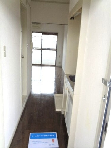 和光ハイツ3階 共有部からの室内　※前回募集時2020年1月撮影