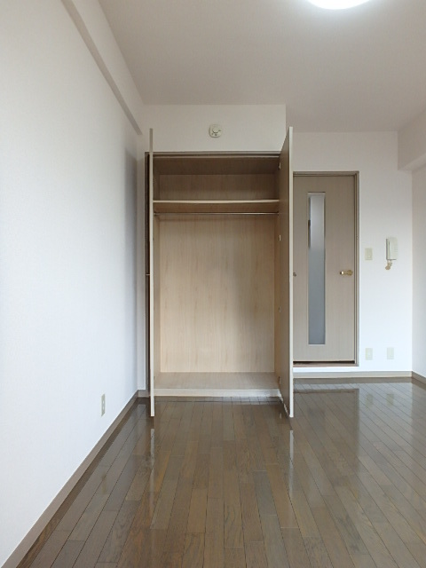 ガラ・シティ高井戸 収納