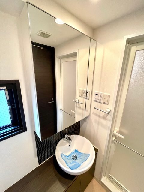 レジディア中村橋2階 洗面