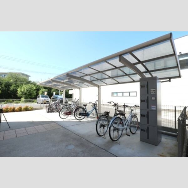 グレイス 駐輪場