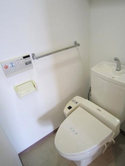 オータクロア0501号室 トイレ