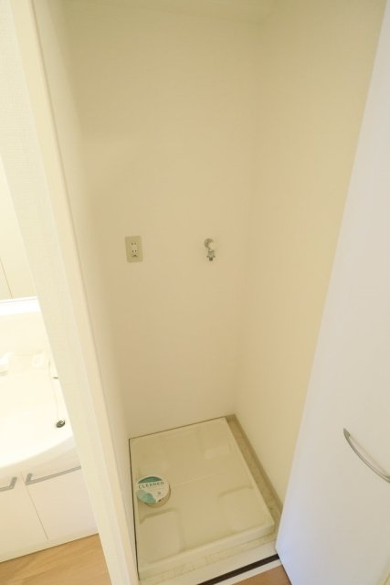 ＡｚａｌｅａＨｏｕｓｅ練馬7階 室内洗濯機置場