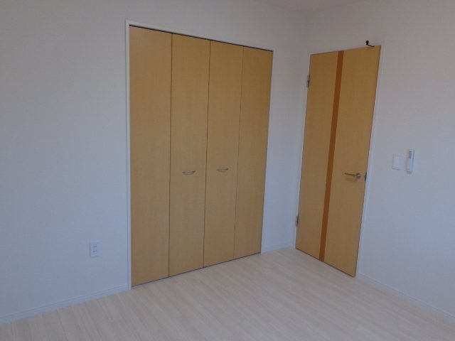 サン・ミロー 洋室