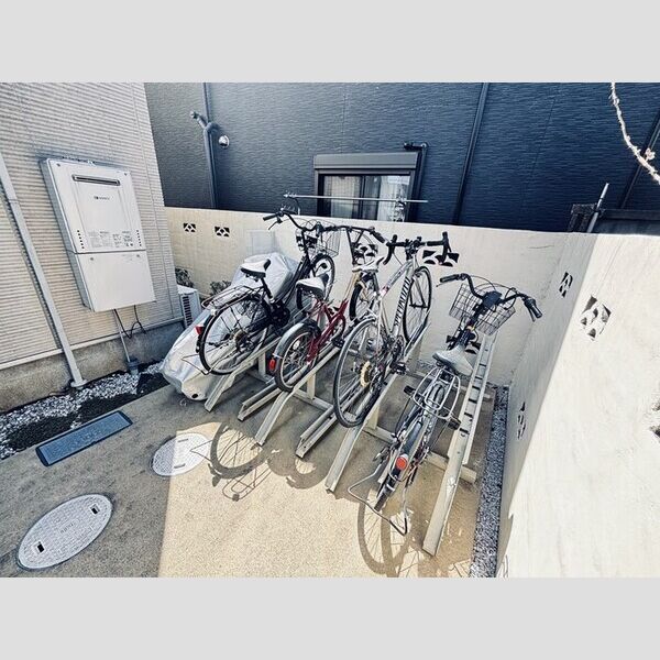 ソラーナ国分寺 駐輪場