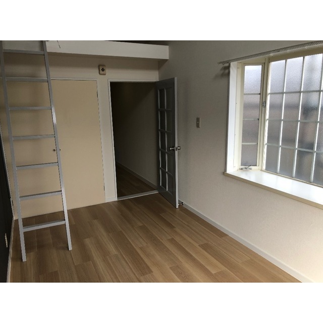 アイリス リビング