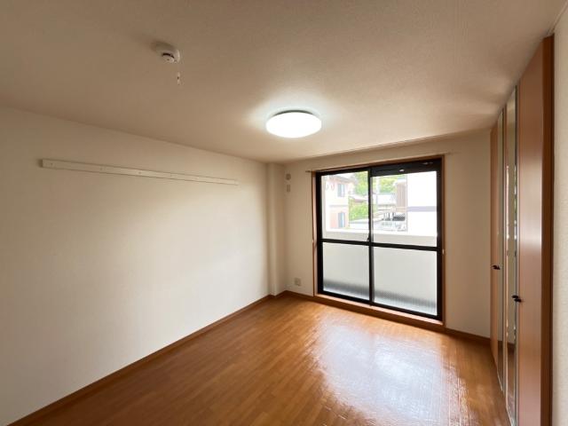 クリフ・リーベル壱番館 洋室