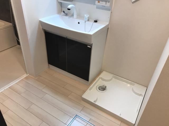 Ｃｈａｔｅａｕ・Ａｒｖ（シャトー・アルヴ)105号室 脱衣所（イメージ）