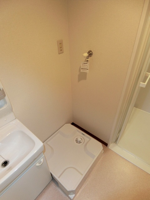 ハイツ八番館 内観