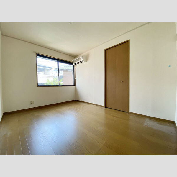 フラットエイト201号室 201号室洋室