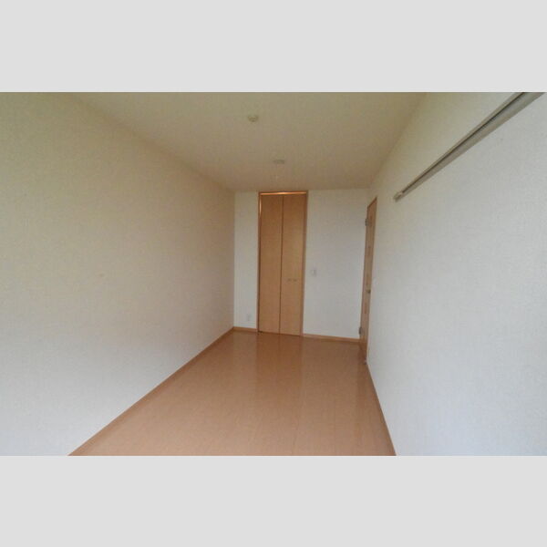 クレール四季彩の丘　六番館103号室 洋室