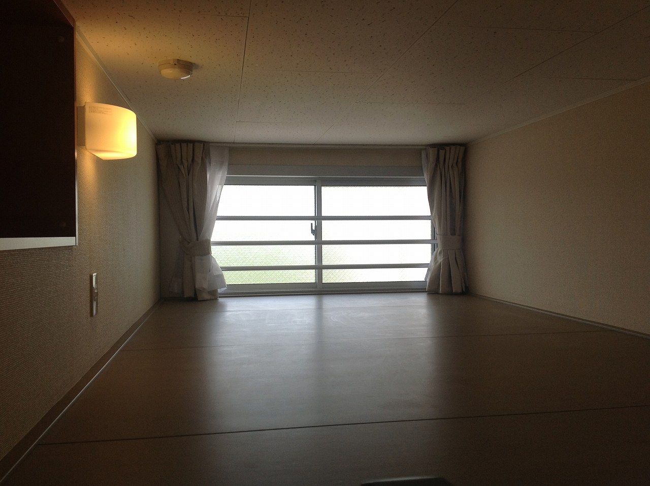 レオパレスミモザ202号室 ロフト