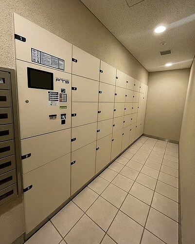 ライオンズマンションコスタ・タワー浦和 宅配BOX　※前回募集時2023年12月撮影