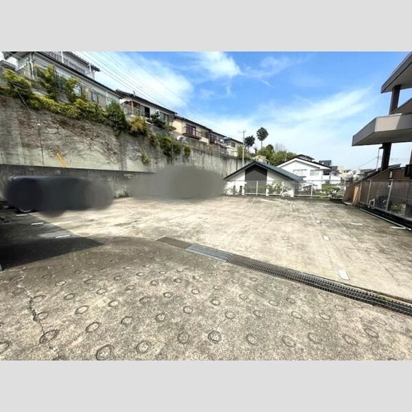 農住メゾン霞 駐車場