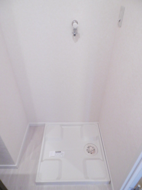 ｓｔｕｄｉｏ　ｆｌａｔ　ｍｉｎａｍｉ－ｏｓａｗａ0301号室 防水板