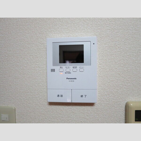 パインツリーコート203号室 モニター付きインターホン