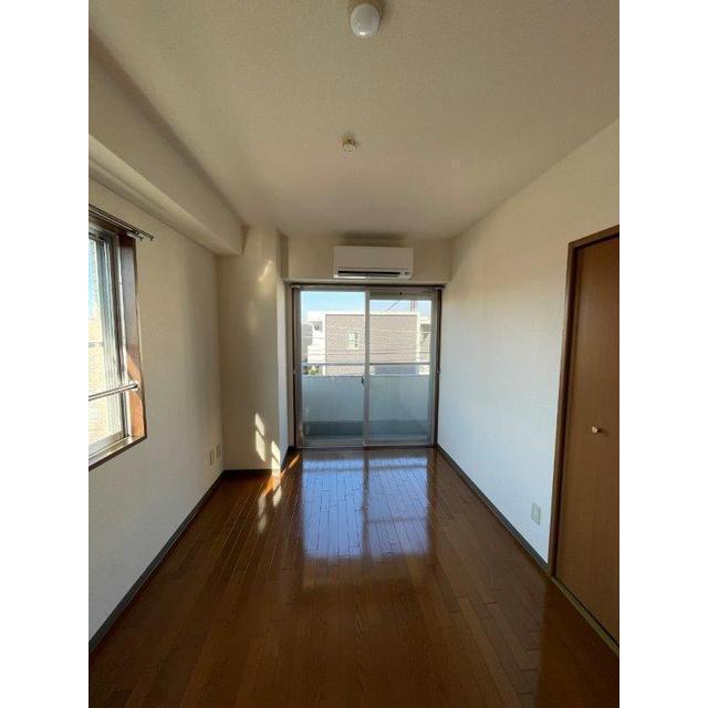 フォレストガーデン 内観