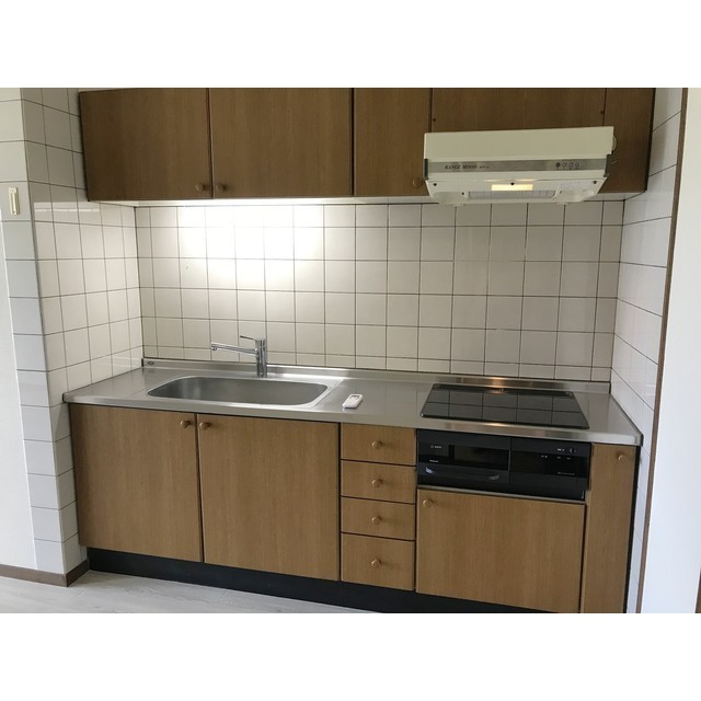 モンメール大磯205号室 キッチン