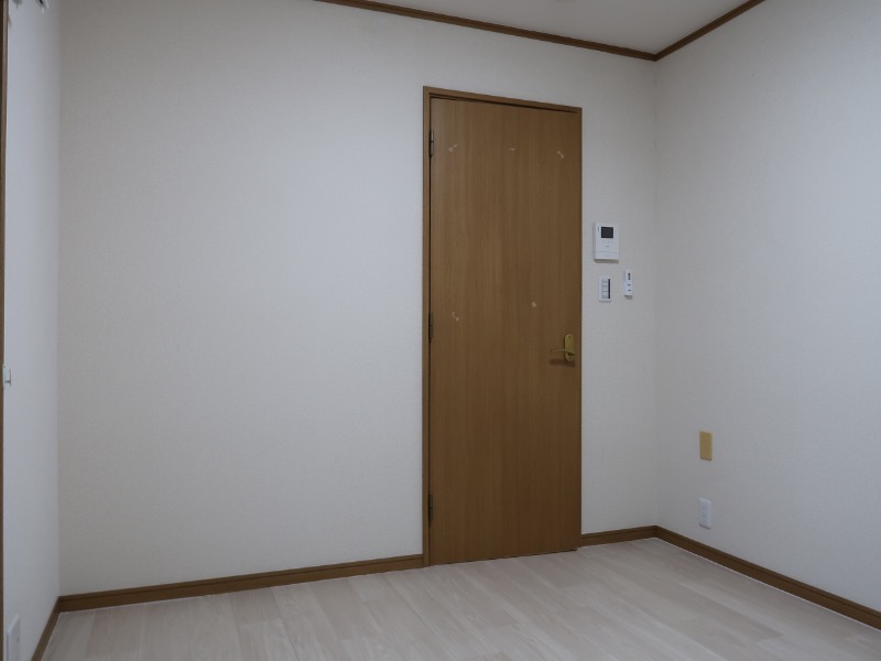 ファミール仲村B2階 リビング