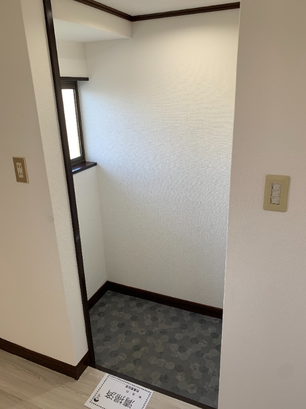 クラウンハイツ中島 玄関