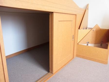 レオパレス紫陽花210号室 内観