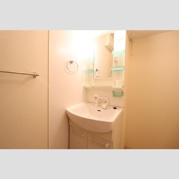 ベアーレ　B101号室 洗髪洗面化粧台