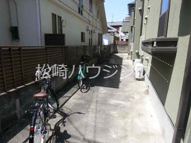 ベレ松が丘1階 部屋その他