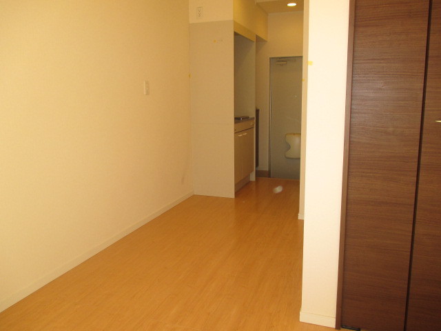 アイズ・テラスE号室 リビング