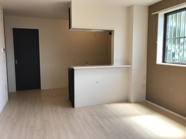 シェネ リビング