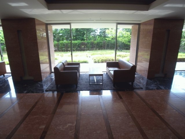 ザ・ミレナリータワーズ エントランス