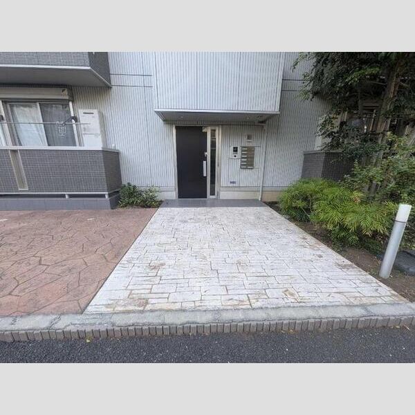 アルページュ大森　B棟 エントランス