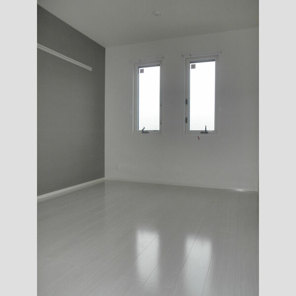 ラヴィタ　壱番館201号室 階段上の洋室です♪