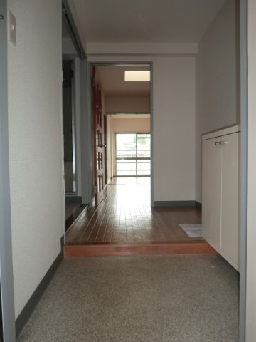 ルミエール妙蓮寺0201号室 302号室の写真です