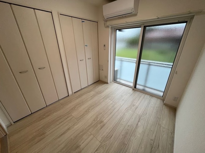 リブリ・ラピスカーサ2階 内観