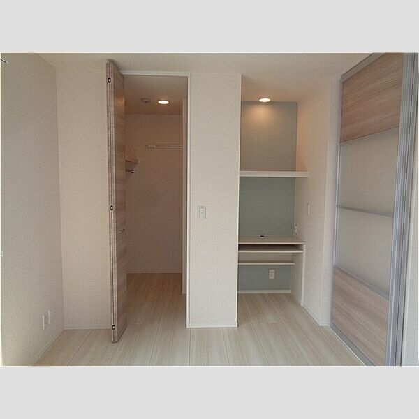 D-room請西南 A棟205号室 収納