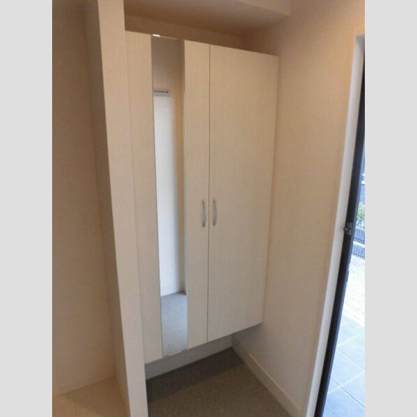 セジュール　弐番館 玄関