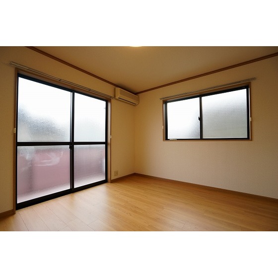 エコーハイム0202号室 窓