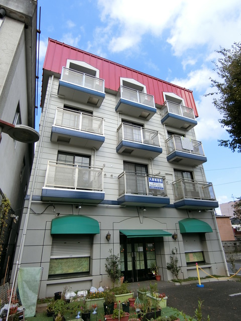 ケイ・コーナービル 外観