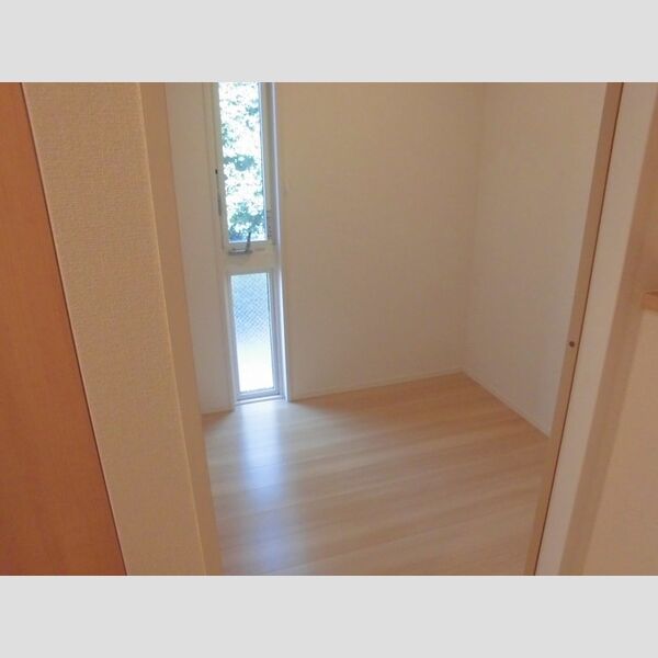 ラマージュⅥ202号室 納戸
