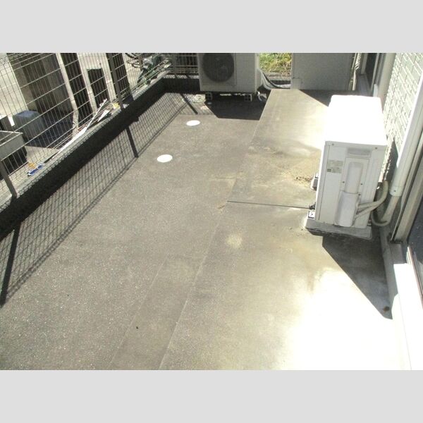 ラ・レアール・パス103号室 テラス