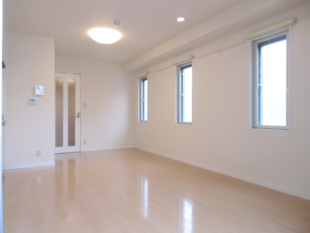 ｓｔｕｄｉｏ　ｆｌａｔ　ｍｉｎａｍｉ－ｏｓａｗａ0301号室 居室3