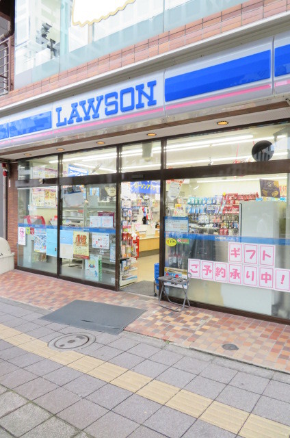 ガーラ・プレシャス赤坂見附5階 ローソン赤坂四丁目店