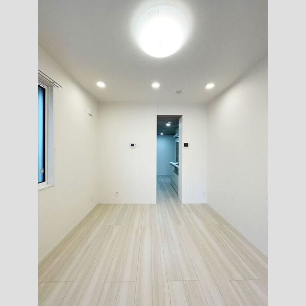 ルリアン船橋 203号室　洋室